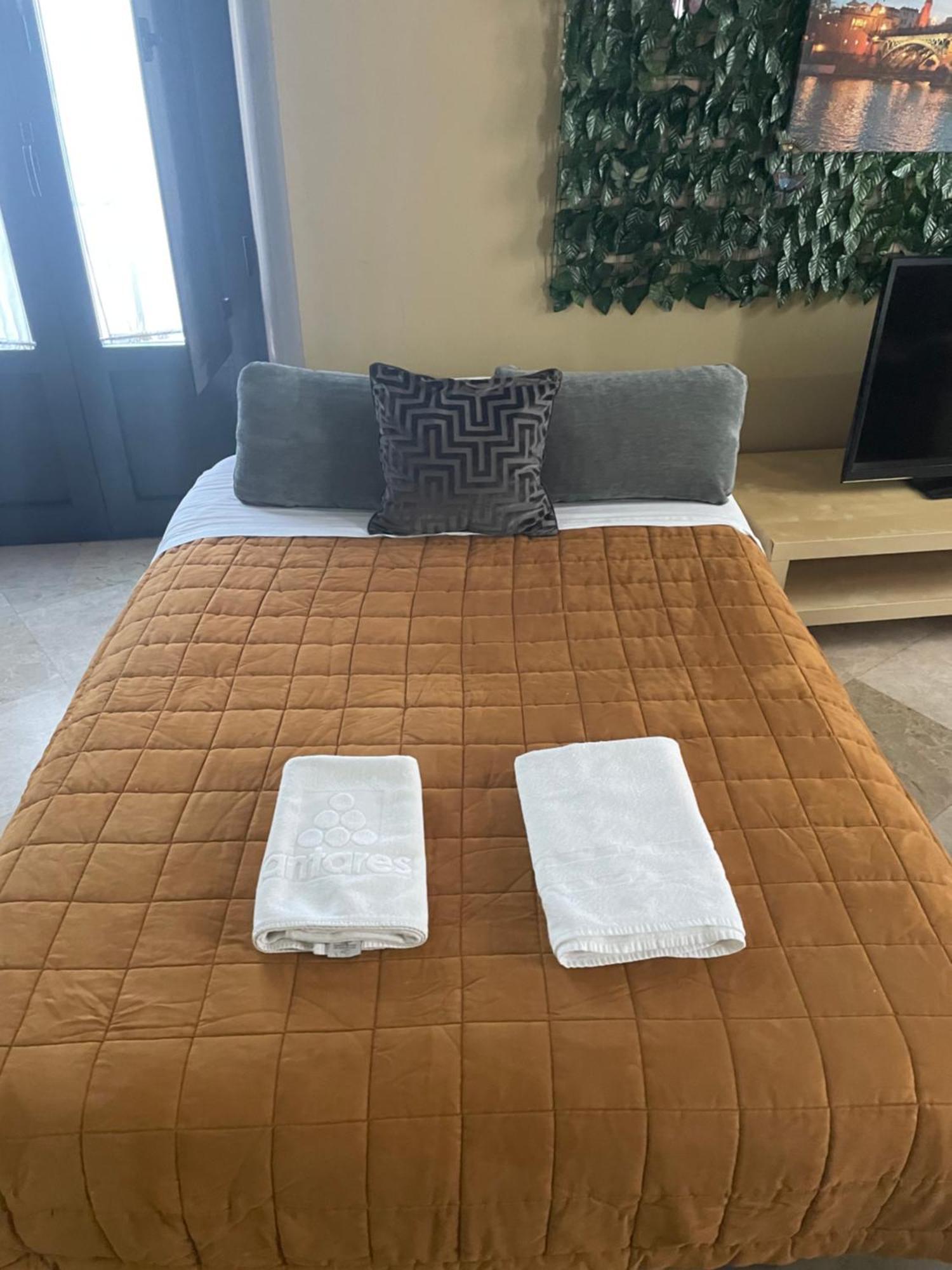 Duplex Sagasta Apartamentos-Sagasta 塞维利亚 外观 照片